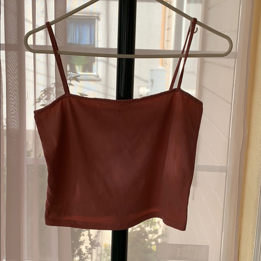 Cropped tank.